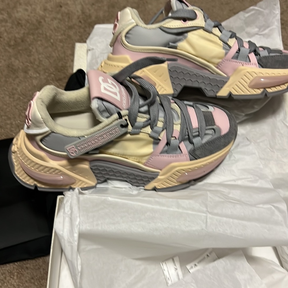 Women never worn Dolce&Gabbana sneakers